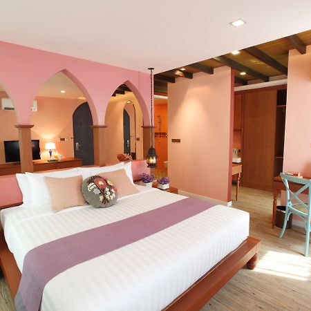 Amber Boutique Silom Hotel Bangkok Bagian luar foto