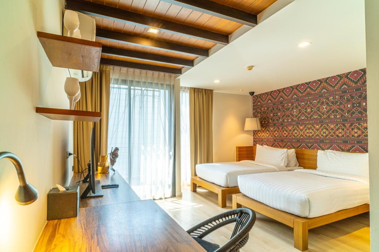 Amber Boutique Silom Hotel Bangkok Bagian luar foto
