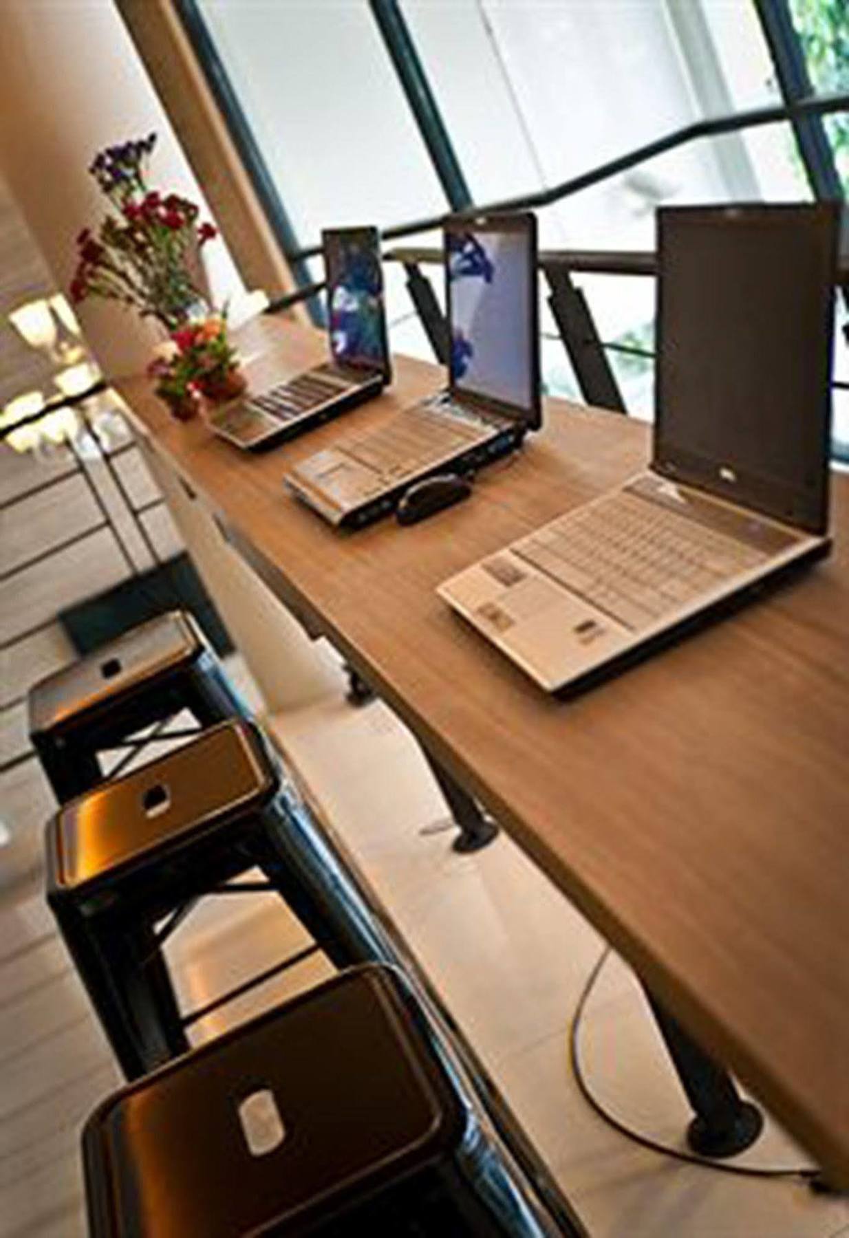 Amber Boutique Silom Hotel Bangkok Bagian luar foto